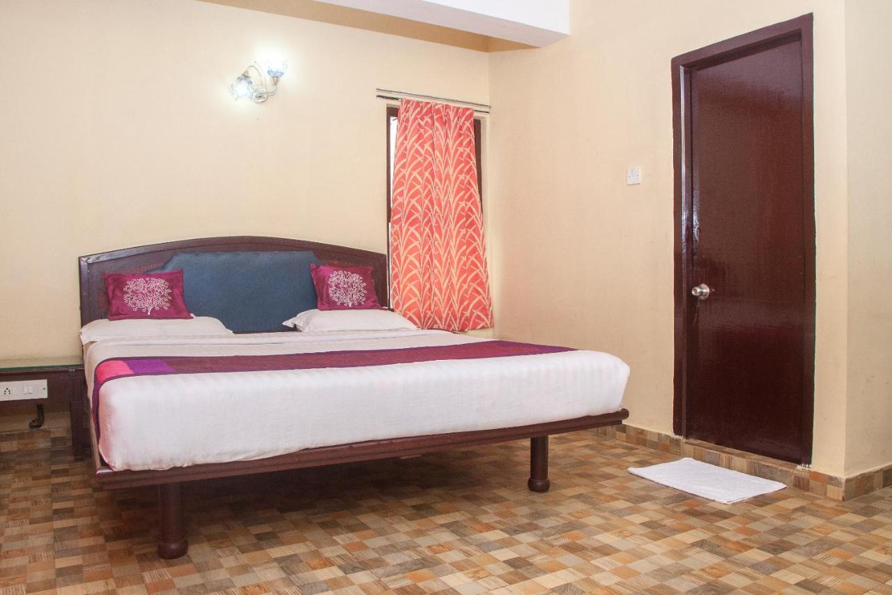 Oyo 12357 Hotel Nilgiris Inn Ooty Extérieur photo